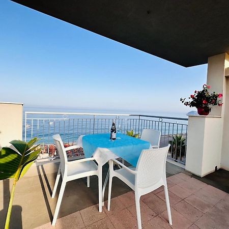 Maniel Beach Hotel レトイアンニ エクステリア 写真