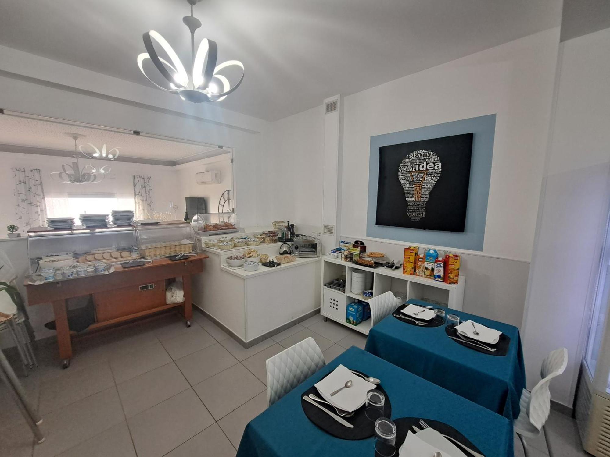 Maniel Beach Hotel レトイアンニ エクステリア 写真