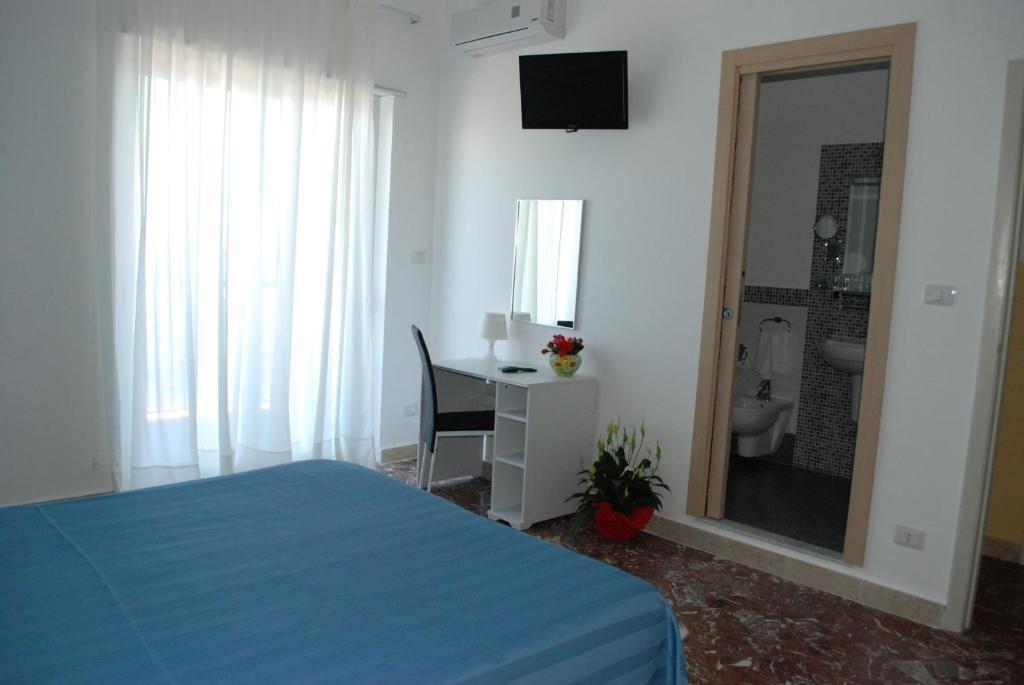 Maniel Beach Hotel レトイアンニ 部屋 写真